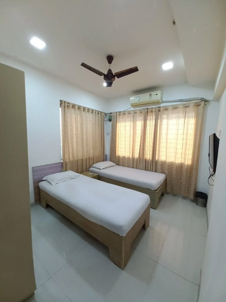 Paying Guest Rooms at JD Homes Paying Guest
